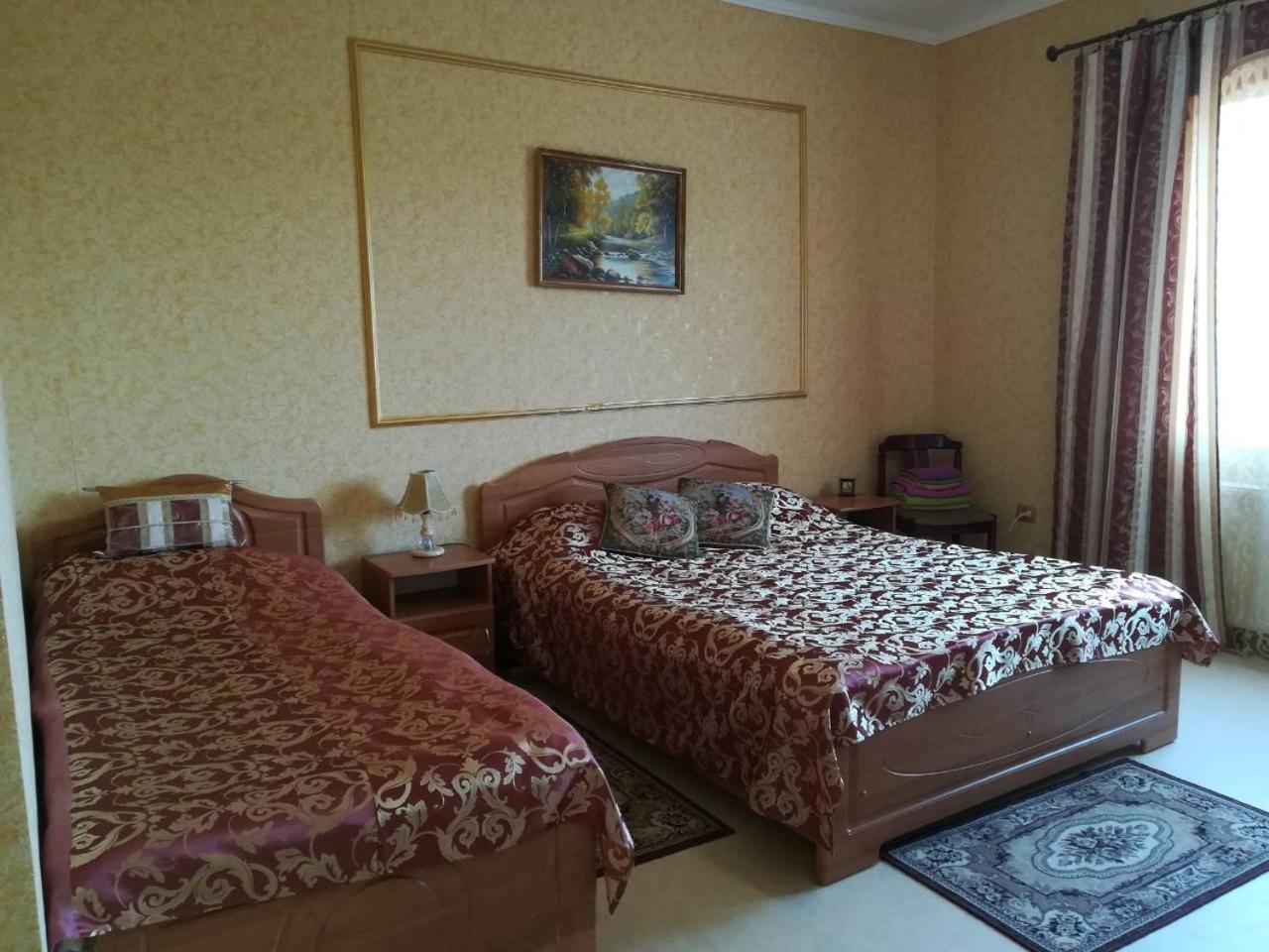 Готель Алекс Lutsk Exterior photo